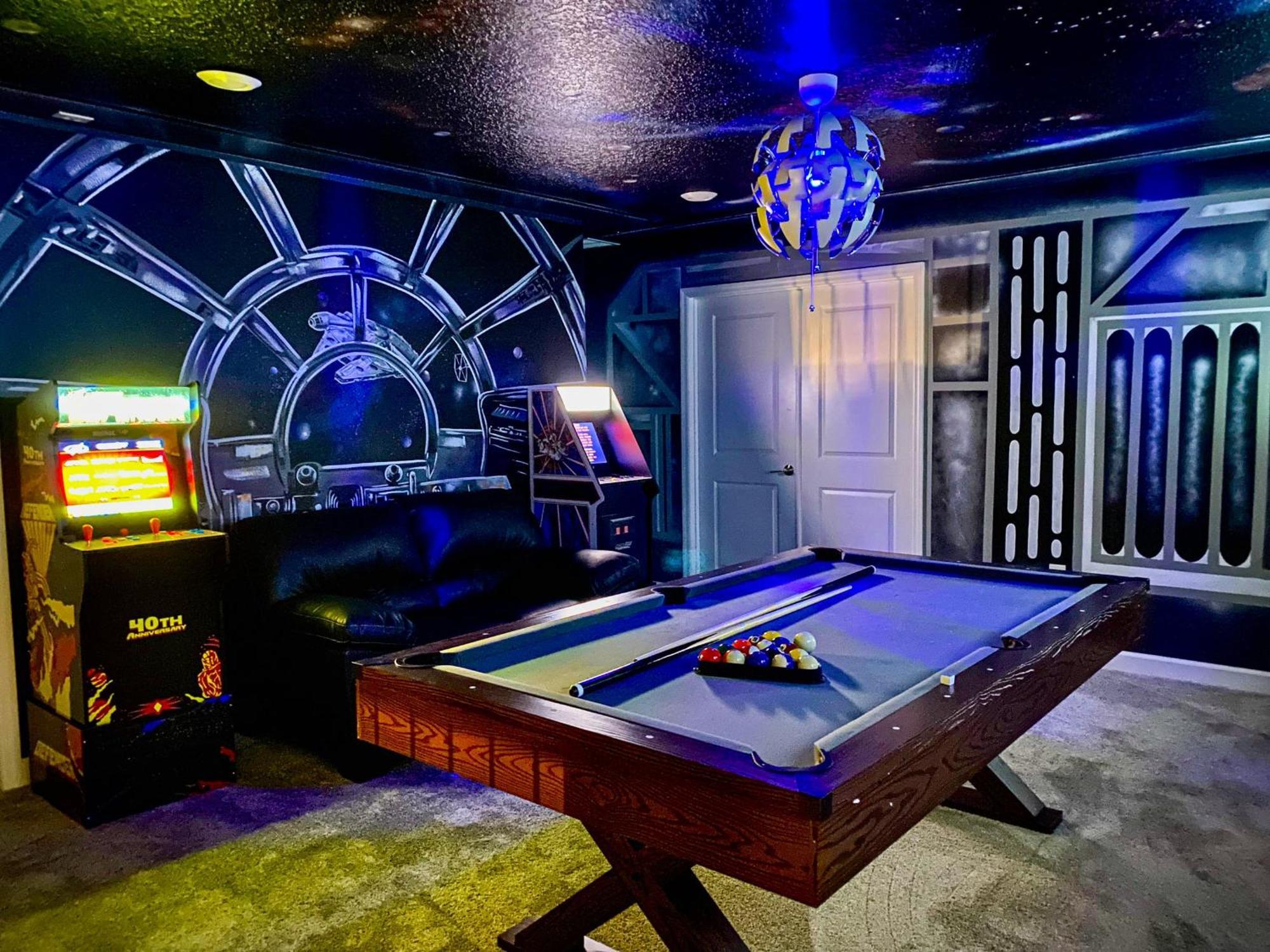 Magical Family Vacation Home Near Disney World At Storey Lake, Star Wars Gameroom, Pool, Theater, Mickey Slide, Sleeps Up To 28 Kissimmee Eksteriør billede